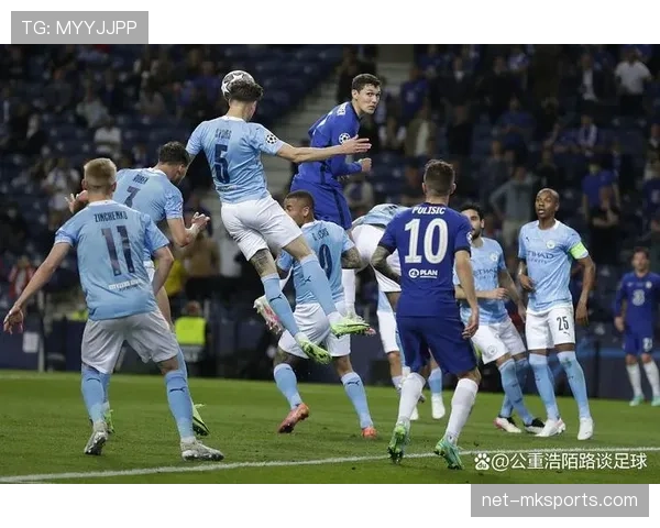 曼城的冠军之路：阵容冲突与战术管理危机背后的豪门崛起